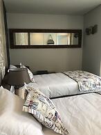 Royal Beach Hostel & Suites