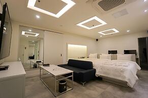 E.Kklim Classic Hotel