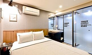 Haru Hotel