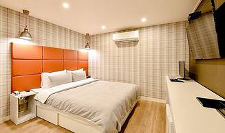 Haru Hotel