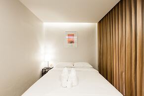 Metro Hotel
