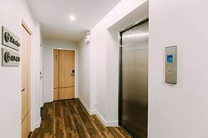 Metro Hotel