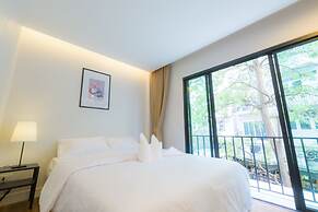Metro Hotel
