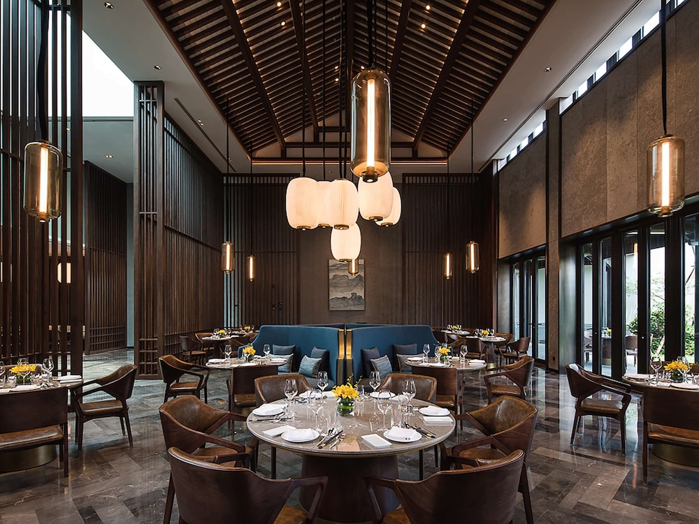 Banyan Tree Anji