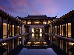 Banyan Tree Anji