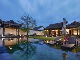 Banyan Tree Anji