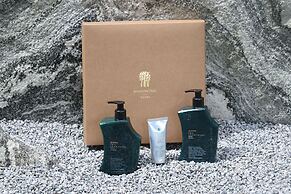 Banyan Tree Anji