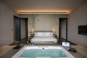 Banyan Tree Anji