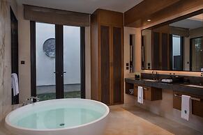 Banyan Tree Anji