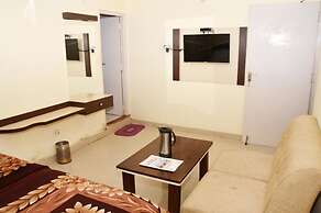 Hotel Nand Residency