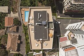 Jasmineiro III by An Island Apart