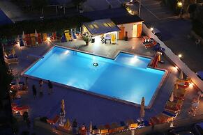 Hotel Avila In