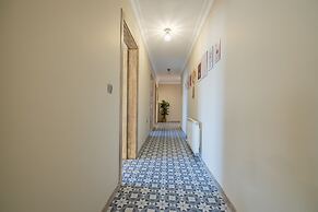 Gurel Garden House