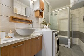 Gurel Garden House