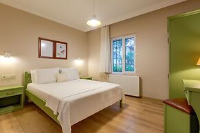 Gurel Garden House