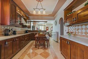 Fontana Holiday Home