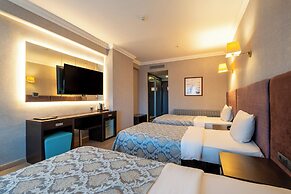 216 Castle Hotel