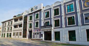 216 Castle Hotel