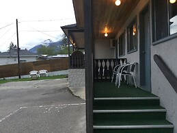 Celadon Lodge