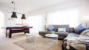 Villa Sapphire