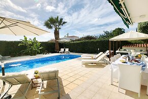 Villa Silverline