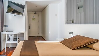 Hotel Apolonia
