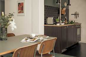 Churchill 2BR by Daniel&Jacob's