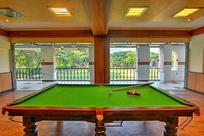 Celebrity Resort