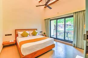 Celebrity Resort