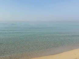 Morello Beach Hotel