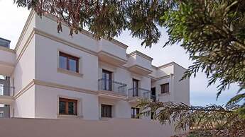 Morello Beach Hotel