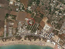 Morello Beach Hotel