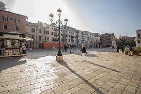 Accademia II