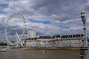 The Nine Elms Residence