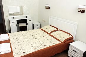 CUBE Capsule Hotel