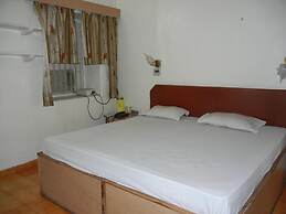 Hotel Grand Barrack
