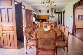 La Herencia Hotel