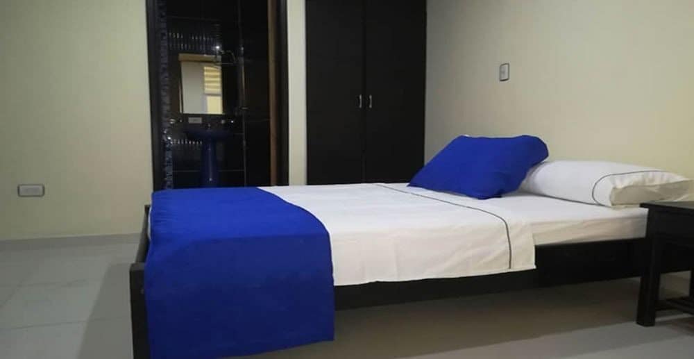 Hotel Zafiro