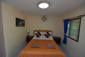 Anawin Bungalows