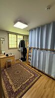 Ganderak Guesthouse - Hostel