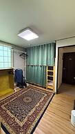 Ganderak Guesthouse - Hostel