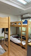 Ganderak Guesthouse - Hostel