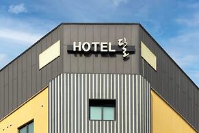 Hotel Moon Cheonan Sinbuldang