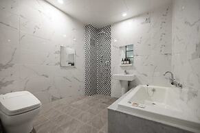 Hotel Moon Cheonan Sinbuldang