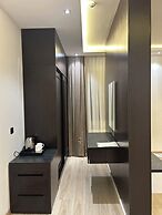 Karim Parkside Hotel