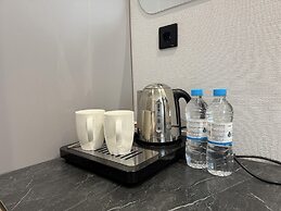 Karim Parkside Hotel