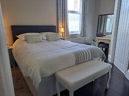 Suenos Guesthouse