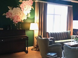 Hotel Bjarkalundur