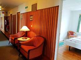 Hotel Bjarkalundur