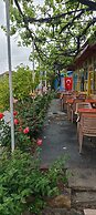 Bykara Motel